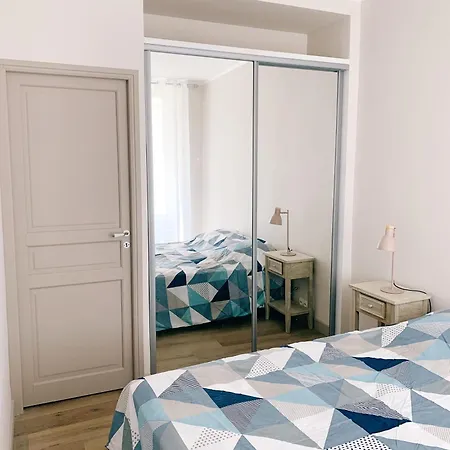 Appartement Au Coeur Du Vieil *